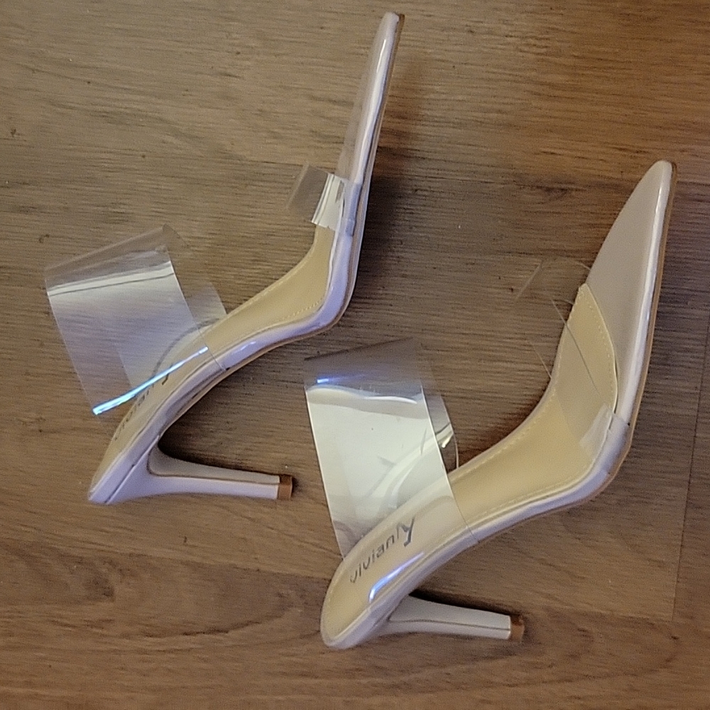 Vivianly clear pointed toe stiletto 3.5" heel transparent strap Nude size 9 NEW…